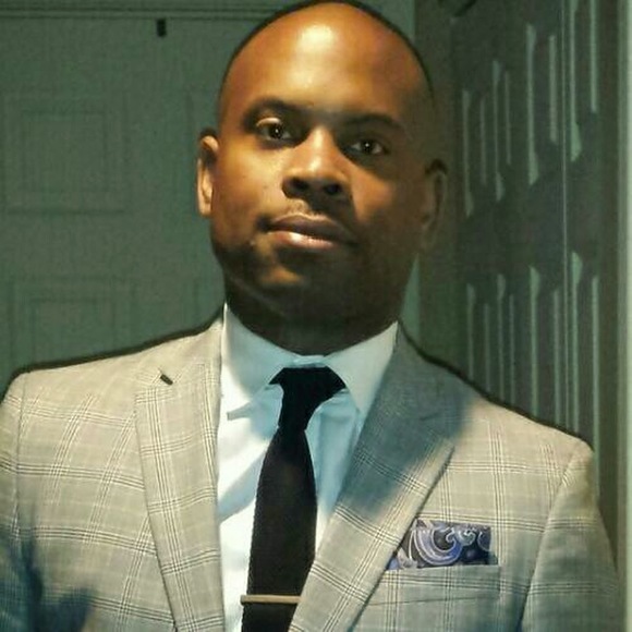 Meet your Posher, Kenneth - Picture 1 of 1